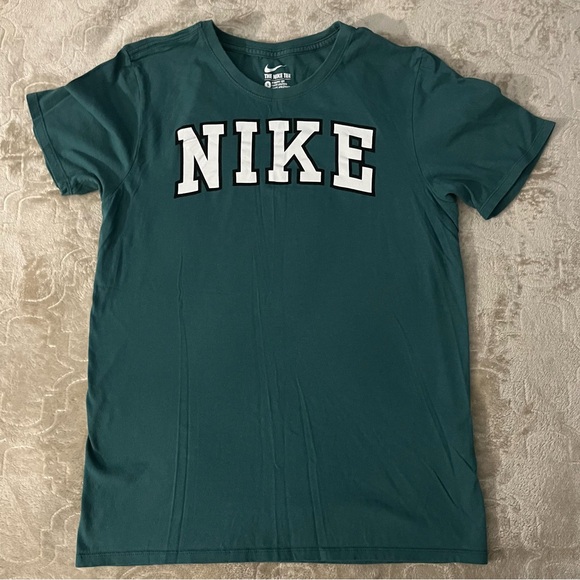 Nike Other - The Nike Tee - Athetic Cut - Logo Tee Size Small
